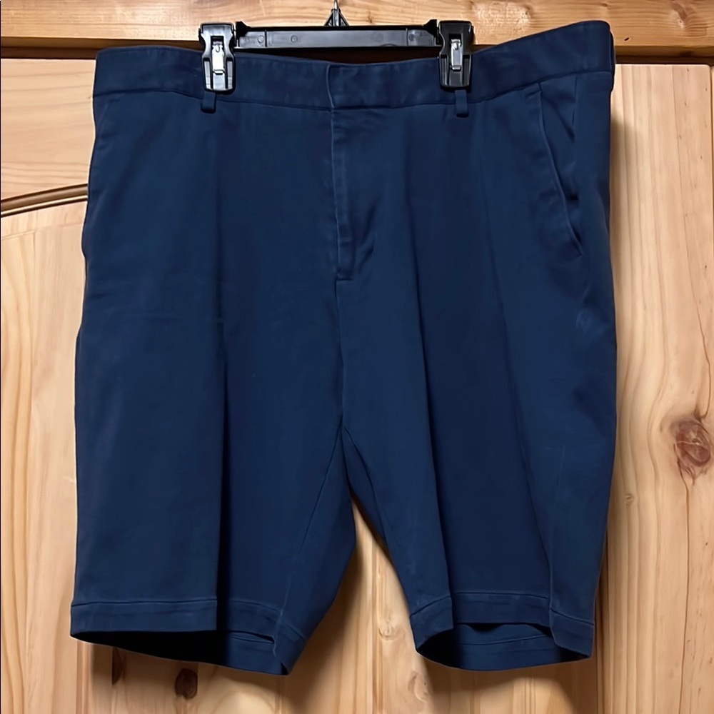 EUC Calvin Klein Blue Flat Front Shorts 38